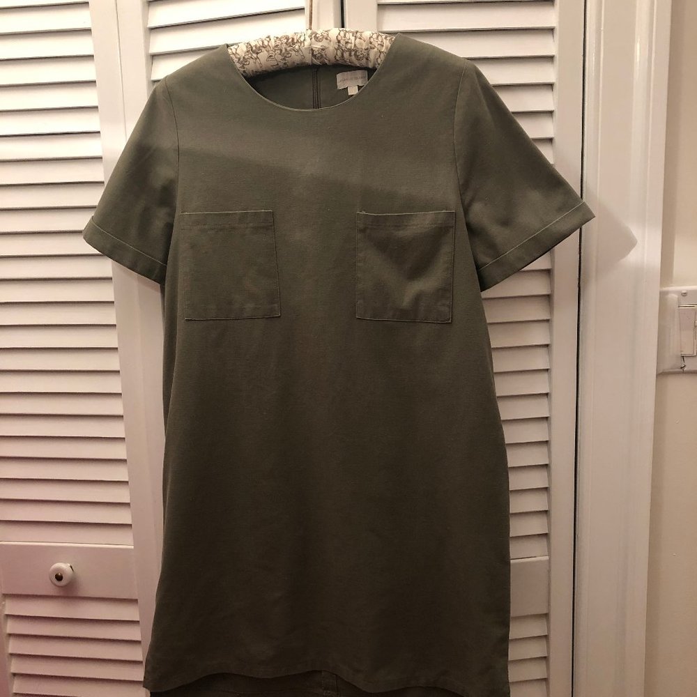 Plastic Island green dress two front pockets, S